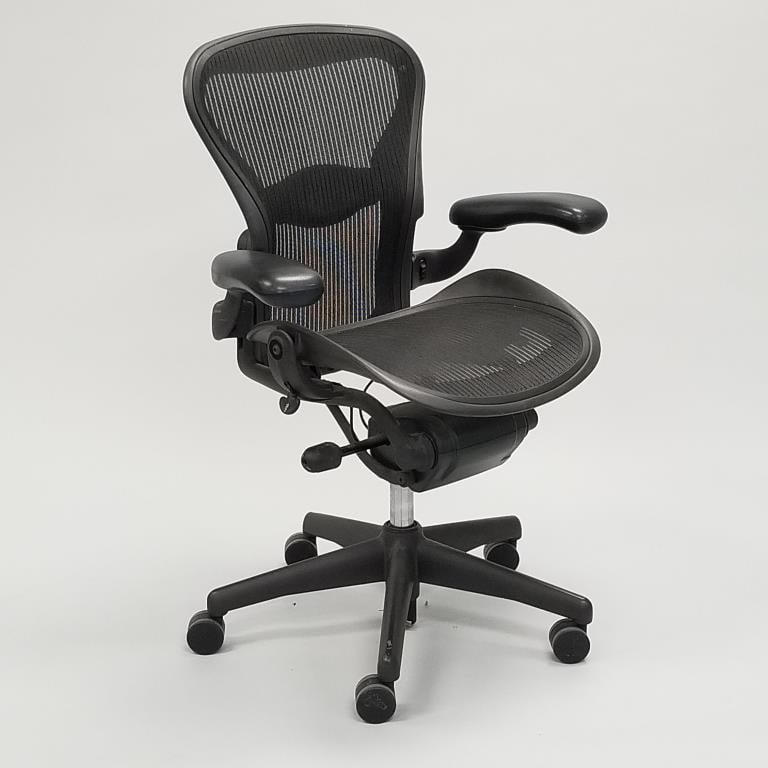 Herman Miller Aeron Chair- Size A: Herman Miller Aeron Chair- Size A
