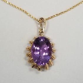 14K gold & amethyst pendant/ necklace- 7.9g total 13 x 18mm stone- 16" chain