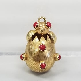 18K gold hatching chick pendant set with red stones- 5.2g; 1"L