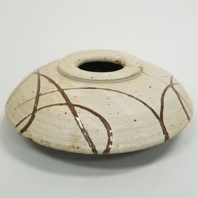 Rare Warren Mackenzie stamped flying saucer low vessel with line decoration- unique design- 3 1/4"H