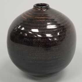 Otto & Vivika Heino vase with metallic flake glaze 6"H 5"D