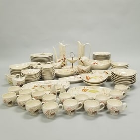 Large group Red Wing "Random Harvest" dinnerware incl water pitcher, tiered centerpiece, divided