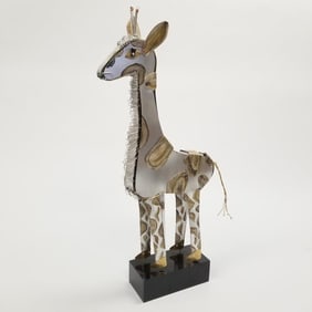 Karen Kaisler modern giraffe sculpture "One Who Always Stands Out"- 33"H 16"W