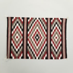 Navajo rug- eye dazzler pattern- 38" x 26"