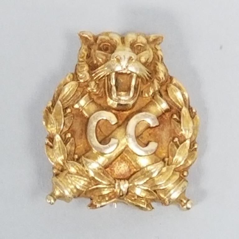 14k gold Bailey, Banks & Biddle lion motif pin w/ cannons & "CC": 6.6 grams, 3/4"L: 14k gold Bailey, Banks & Biddle lion motif pin w/ cannons & "CC": 6.6 grams, 3/4"L