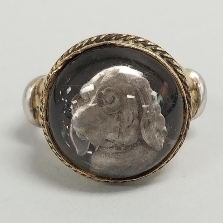 Antique 14k gold & Essex crystal dog motif ring- 9.9g, size 6 1/2 (unmarked tested 14k): Antique 14k gold & Essex crystal dog motif ring- 9.9g, size 6 1/2 (unmarked tested 14k)