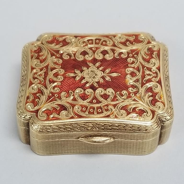 14k gold & enamel pill box- 30.6g, 1/2"H 1 1/2"W 1 1/4"D (minor scratches & enamel loss w/ wear to: 14k gold & enamel pill box- 30.6g, 1/2"H 1 1/2"W 1 1/4"D (minor scratches & enamel loss w/ wear to enamel)