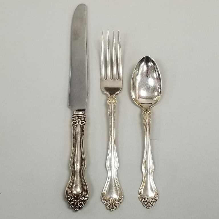 19 pieces Westmorland Geo. & Martha Washington sterling silver flatware- 18 toz total (1 of 7)