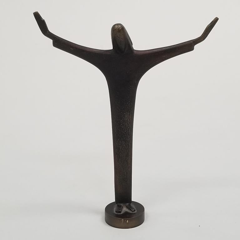 Hagenauer signed Austria bronze figure of Jesus- 5"H: Hagenauer signed Austria bronze figure of Jesus- 5"H