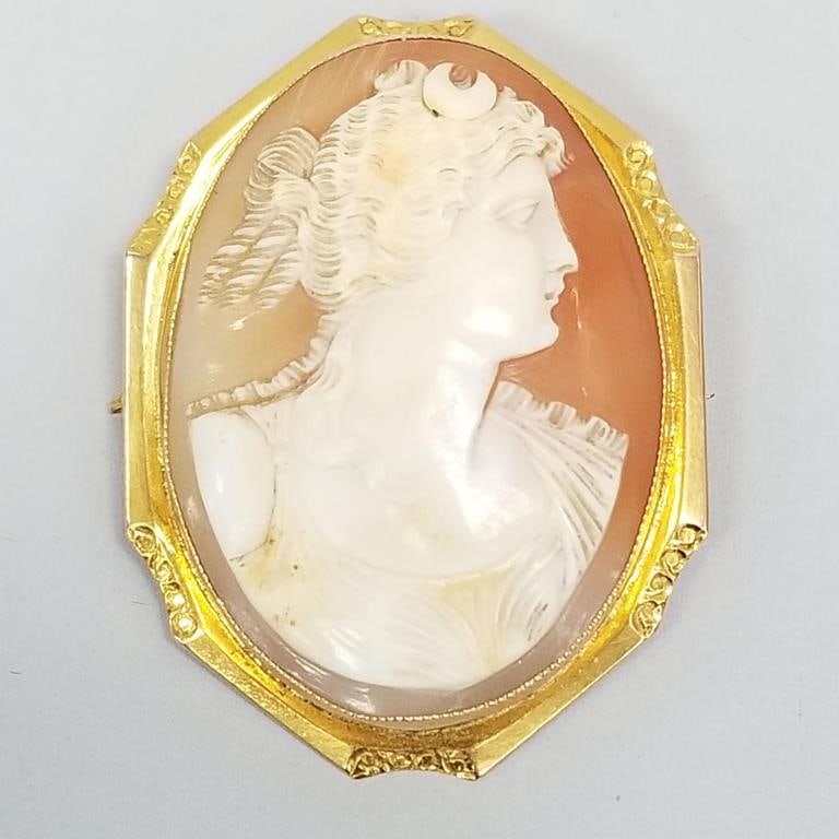 Vintage 10k gold & carved cameo pendant/ brooch- 14g, 2"L: Vintage 10k gold & carved cameo pendant/ brooch- 14g, 2"L