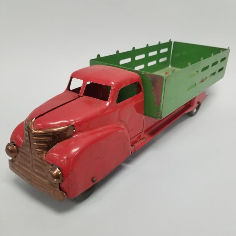 Wyandotte 1940's pressed steel stake truck- 6"H 20 1/2"L 6 1/8"W (1 of 15)