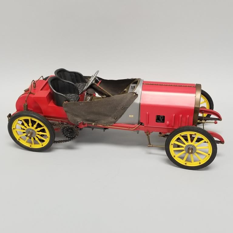 Italian Porcher model of the 1904 Fiat model race car in glass cabinet- 11 1/2"H 22 1/8"L 10 3/4"W (1 of 20)