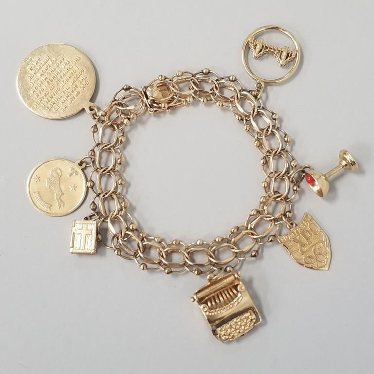 14K gold charm bracelet w/ 7- 14K charms- 34.2g 7 1/2"L (1 of 16)