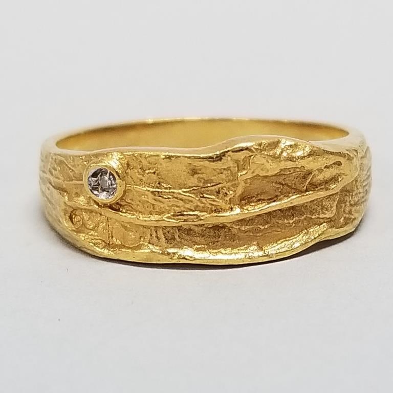 .999 fine gold ring set with diamond- 7.7g; sz 10 (1 of 8)