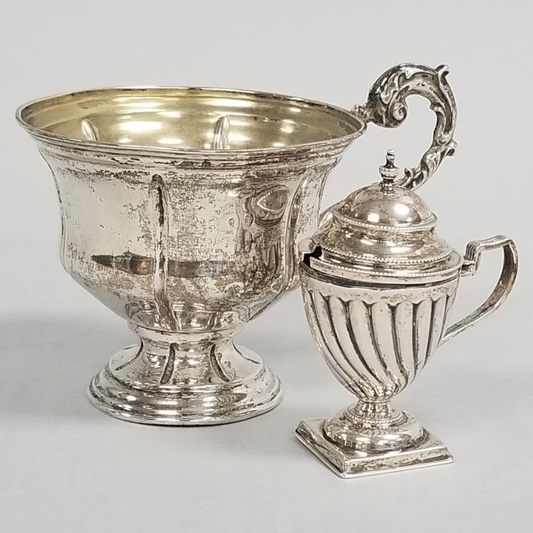2 hallmarked silver items- 6 toz total; English sterling condiment server & continental silver cup: 2 hallmarked silver items- 6 toz total; English sterling condiment server & continental silver cup with screw bottom- 4"H 5 1/2"W 4"D larger