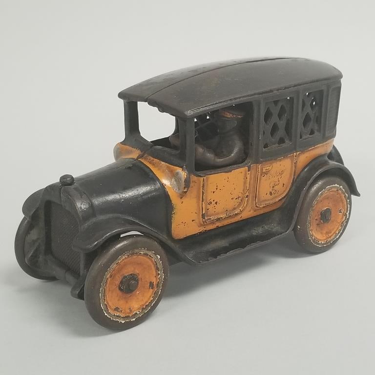 Arcade Yellow Cab Co. cast iron toy bank with driver- 4"H 7 3/4"L 3 1/4"W (1 of 11)