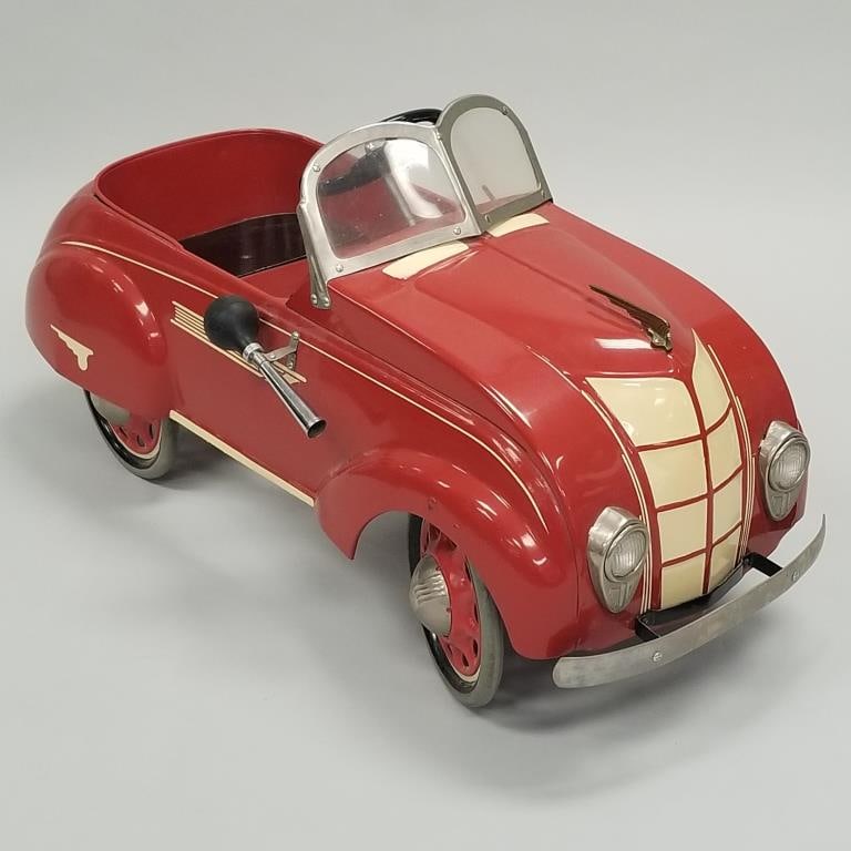 Vintage Chrysler Airflow pedal car by Steelcraft with electric headlights (some wear: chips & wear (1 of 20)