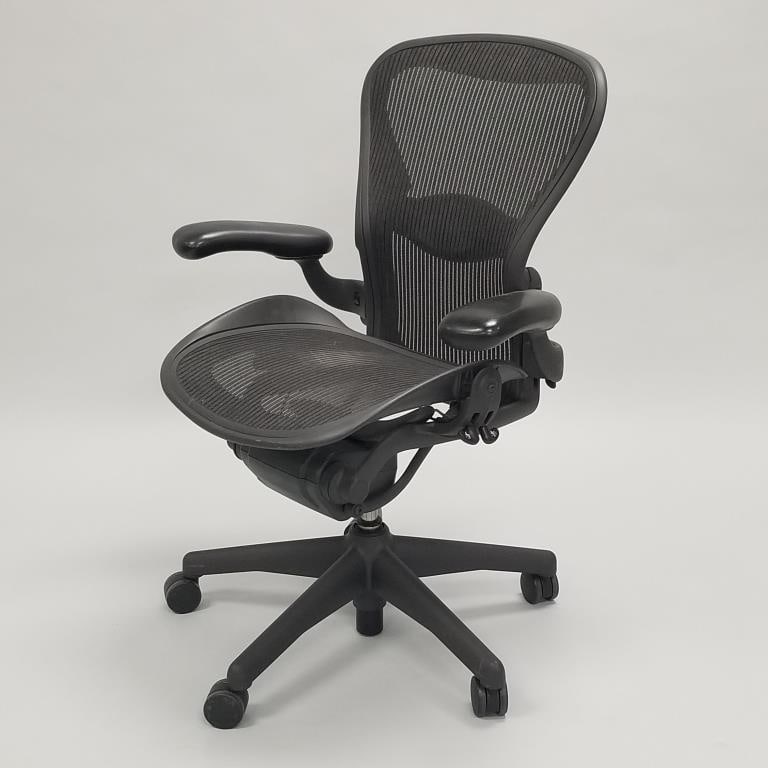 Vintage Herman Miller Aeron chair- size B- 38 1/2"H 24 1/2"W 25"D (1 of 16)