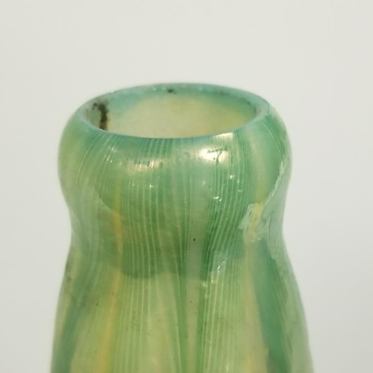 Rare Tiffany 3-light lily lamp w/ pulled feather shades- base marked Tiffany Studios- New York - 16