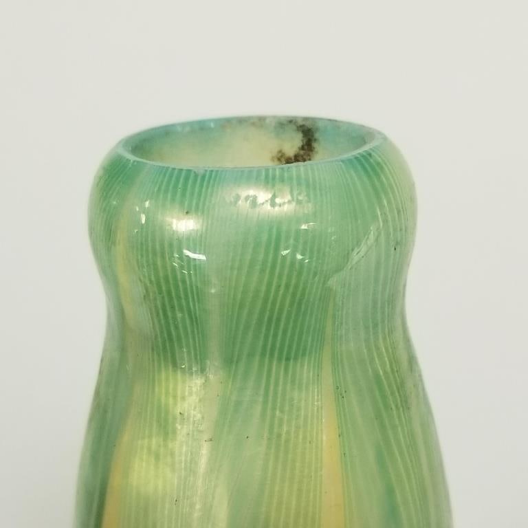 Rare Tiffany 3-light lily lamp w/ pulled feather shades- base marked Tiffany Studios- New York - 17
