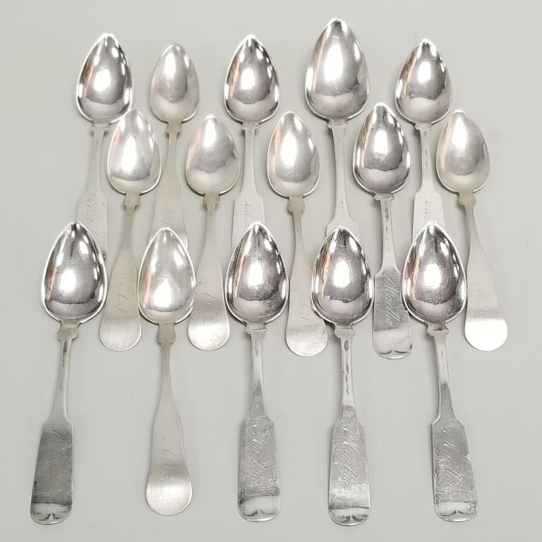 15 American coin silver spoons: 7 toz total- six marked B.M. Bailey & nine W. Pitken/ J.W. Root (all: 15 American coin silver spoons: 7 toz total- six marked B.M. Bailey & nine W. Pitken/ J.W. Root (all etched with names, etc.) 7 1/8"L largest