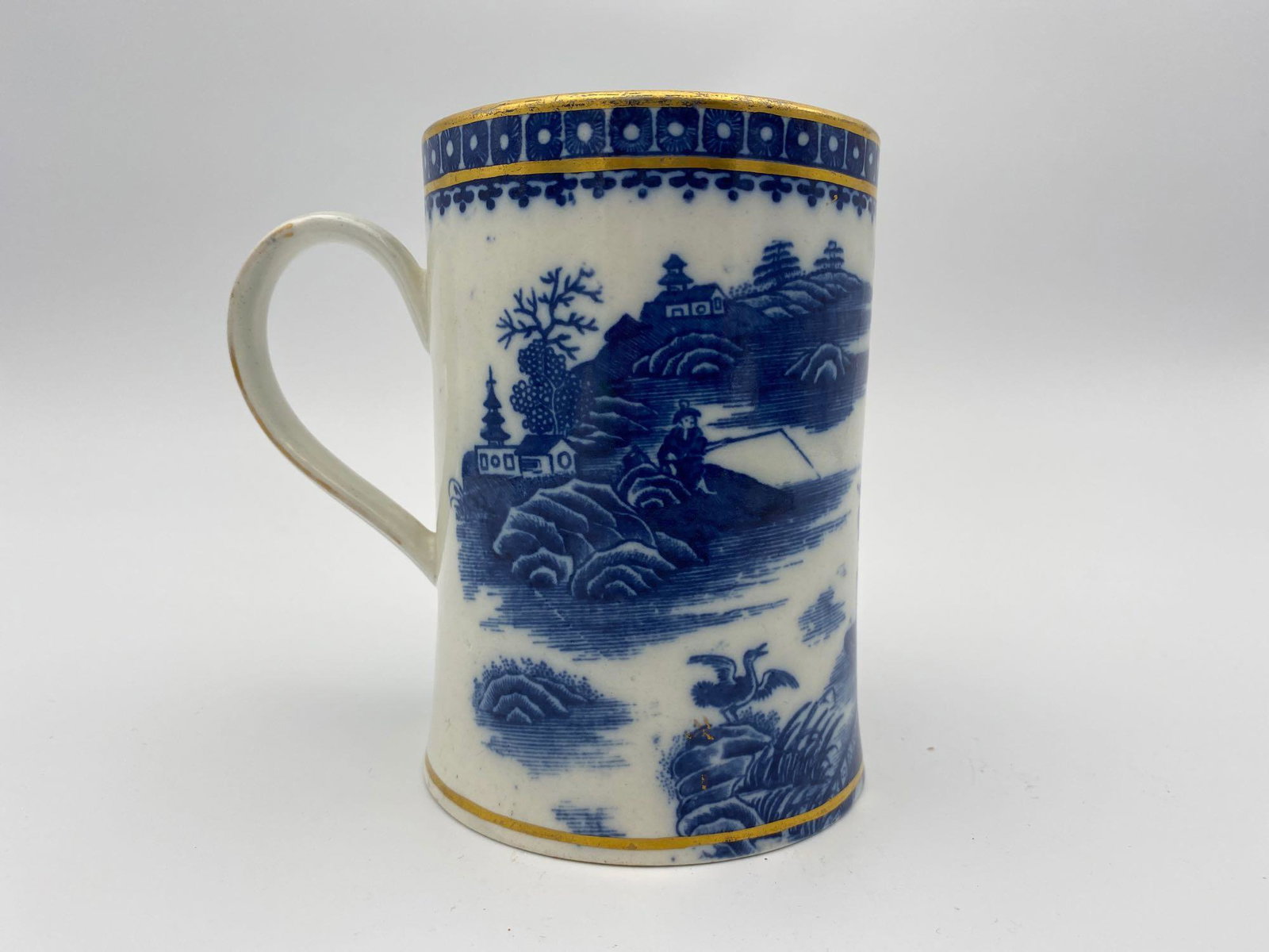 18th c. Chinese Export Nanking Mug: Beautiful 18th century Nanking gilded Mug with fisherman measuring 5.5" x 3.75" Diameter