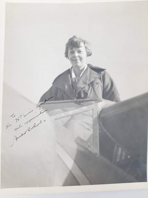 Original Autograph Photograph of Amelia Earhart (1 of 3)