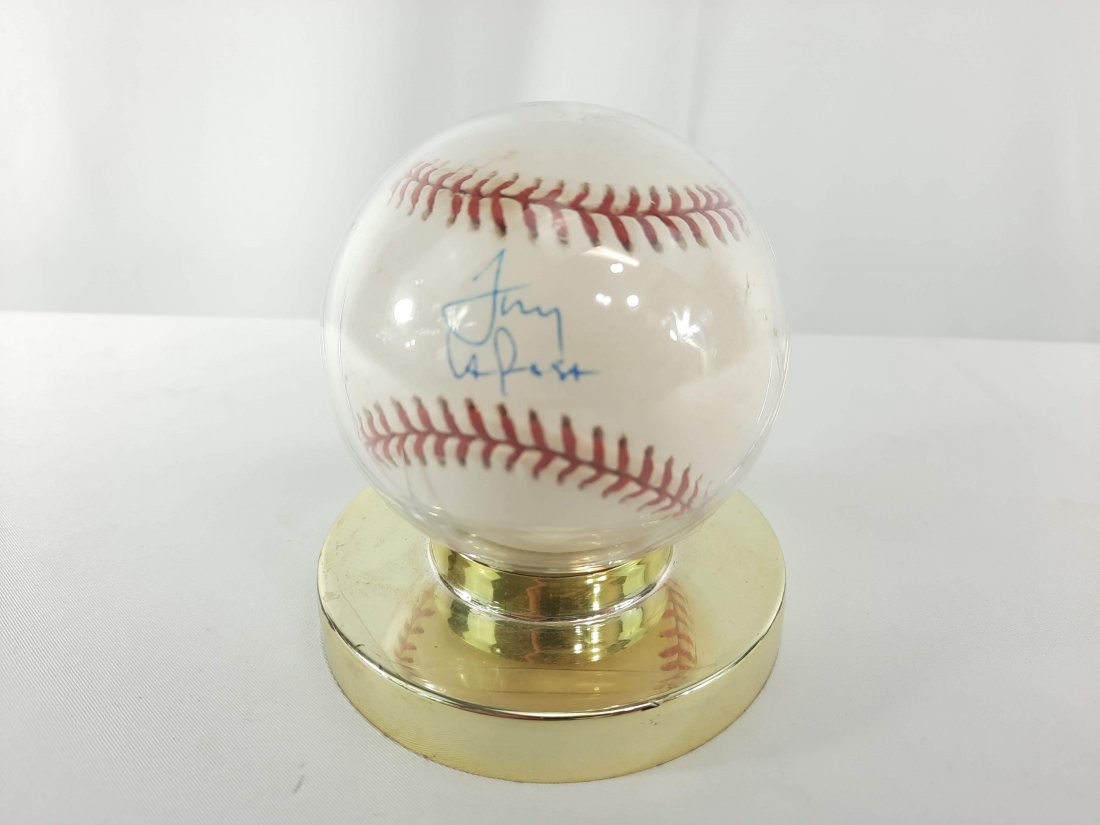 Tony LaRussa Signed Baseball in Case (1 of 4)