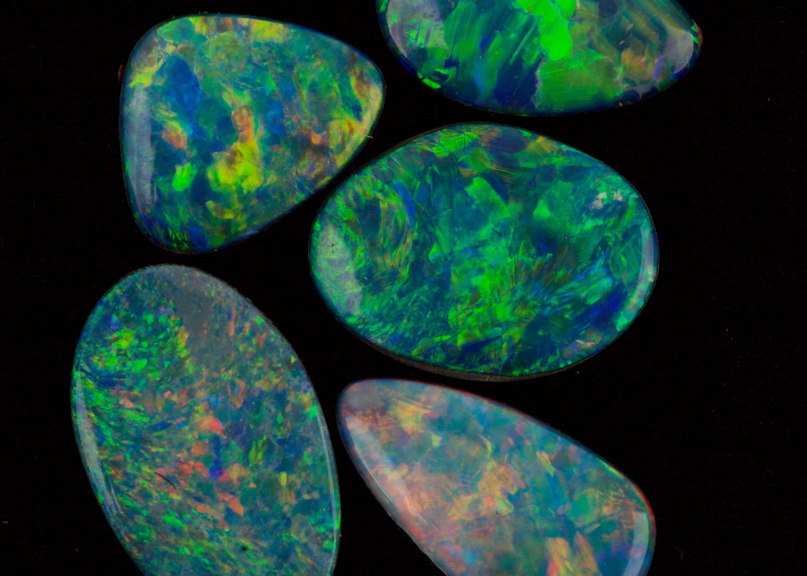 Lightning Ridge Australian Opal Doublet: Lightning Ridge Australian Opal Doublet 6.8ct Opal