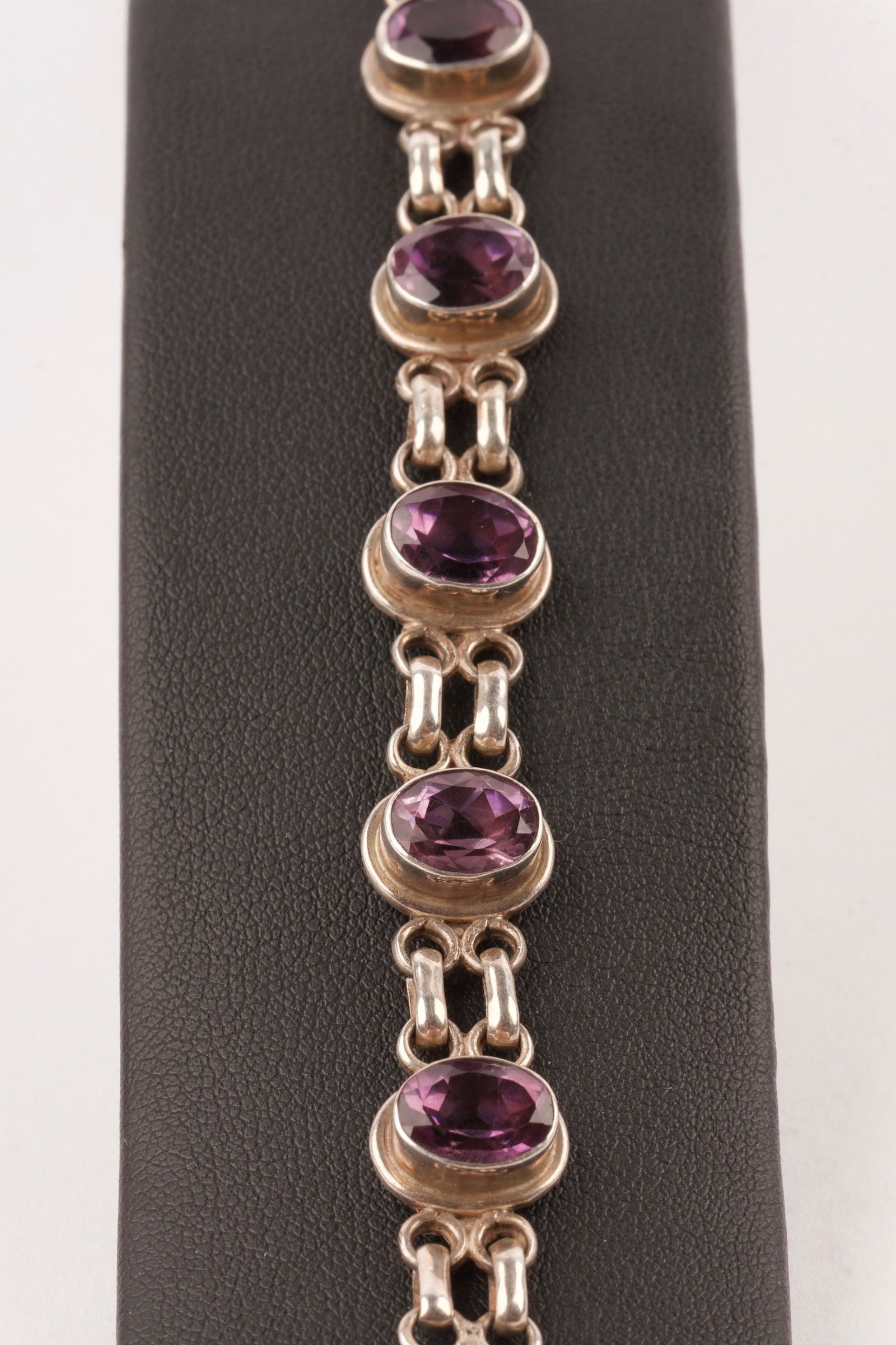 Amethyst & Sterling Silver Bracelet: Amethyst & Sterling Silver Bracelet Weight 16.2g, Amethyst Size 1 x 0.5cm, Chain Length 19cm