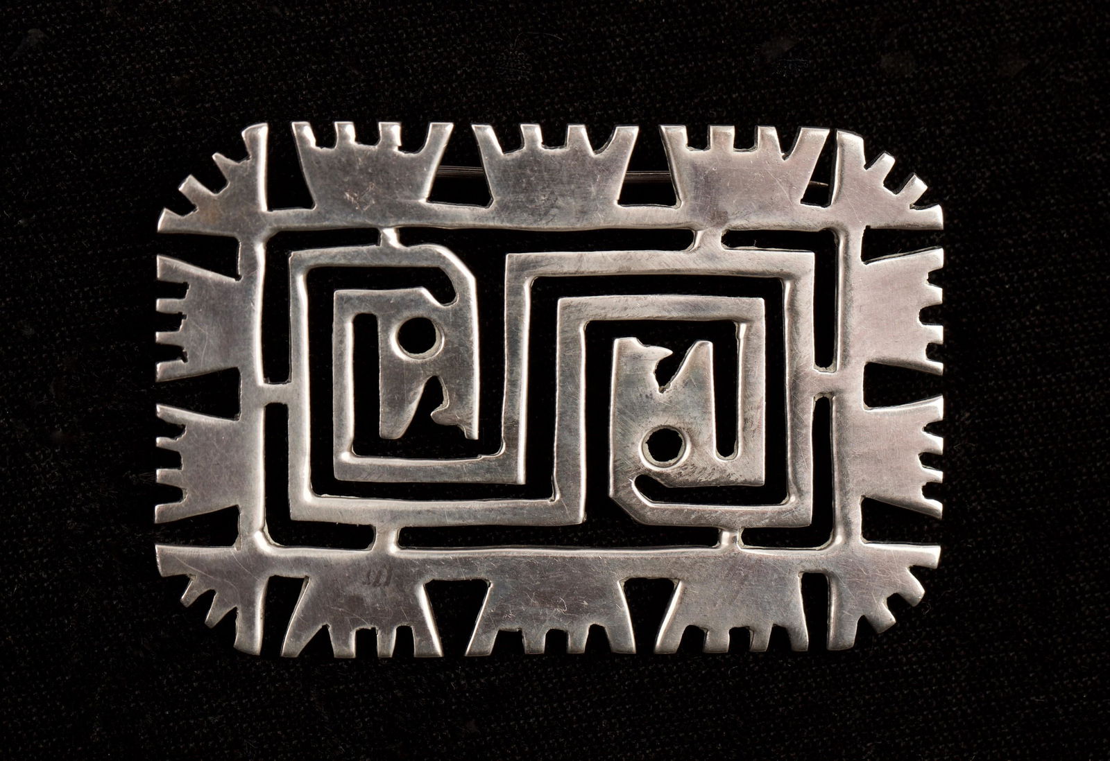 Aztec Design Brooch Stamped “TAXCO”, 980 (1 of 4)
