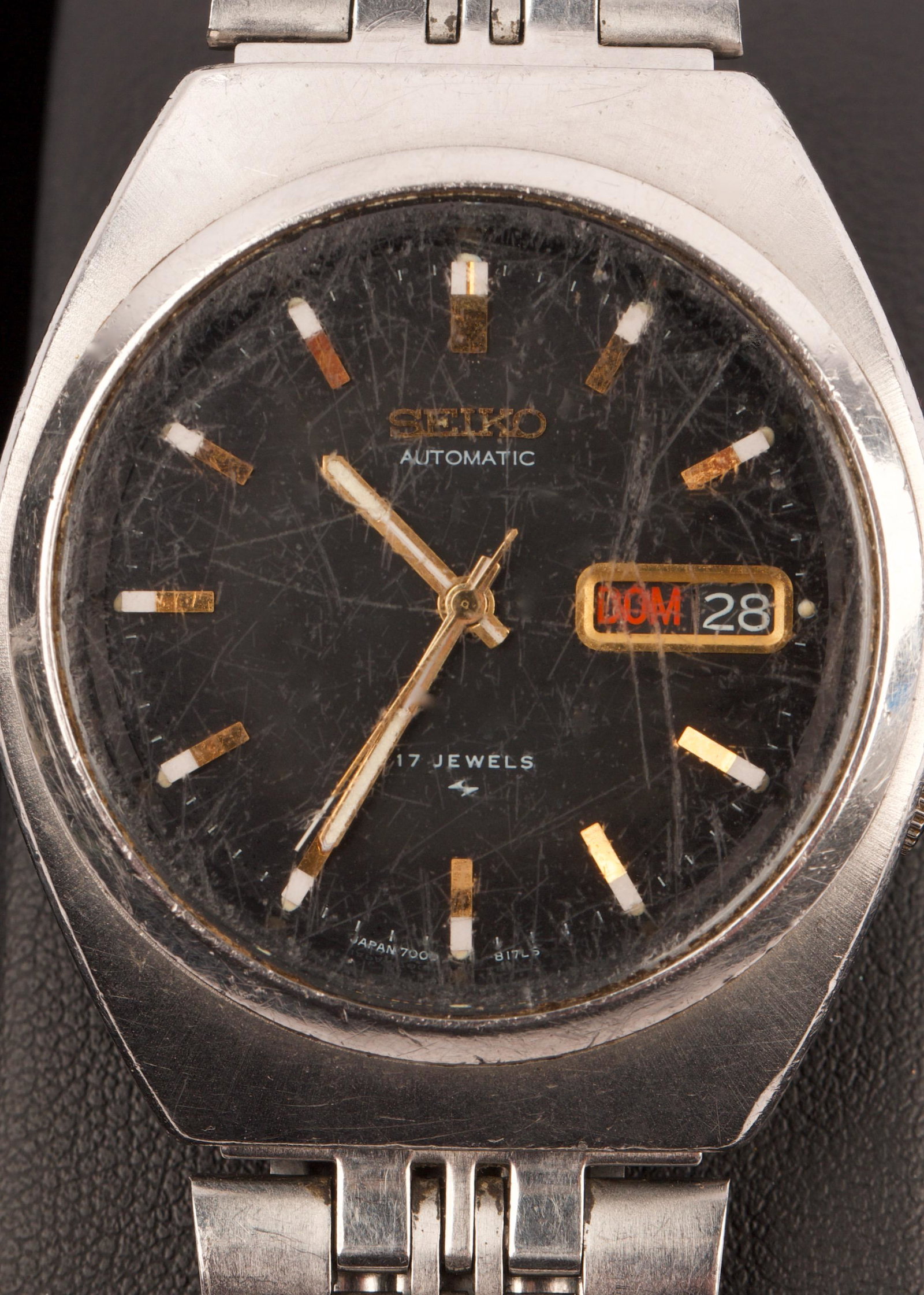 Seiko Automatic 17 Jewels Wrist Watch: Seiko Automatic 17 Jewels Wrist Watch Working Condition