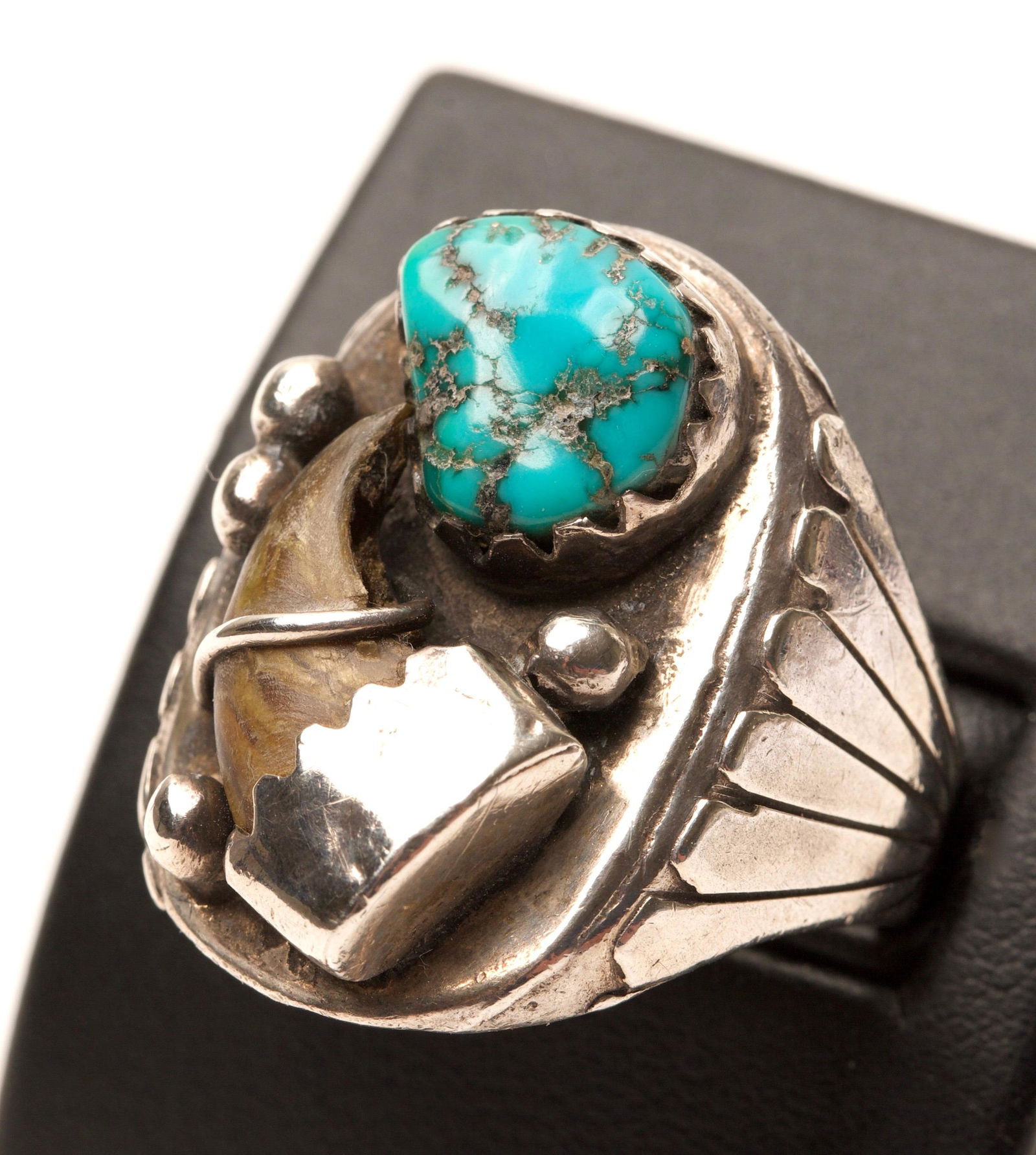 Vintgage Navajo Turquoise & Sterling Silver Ring (1 of 4)