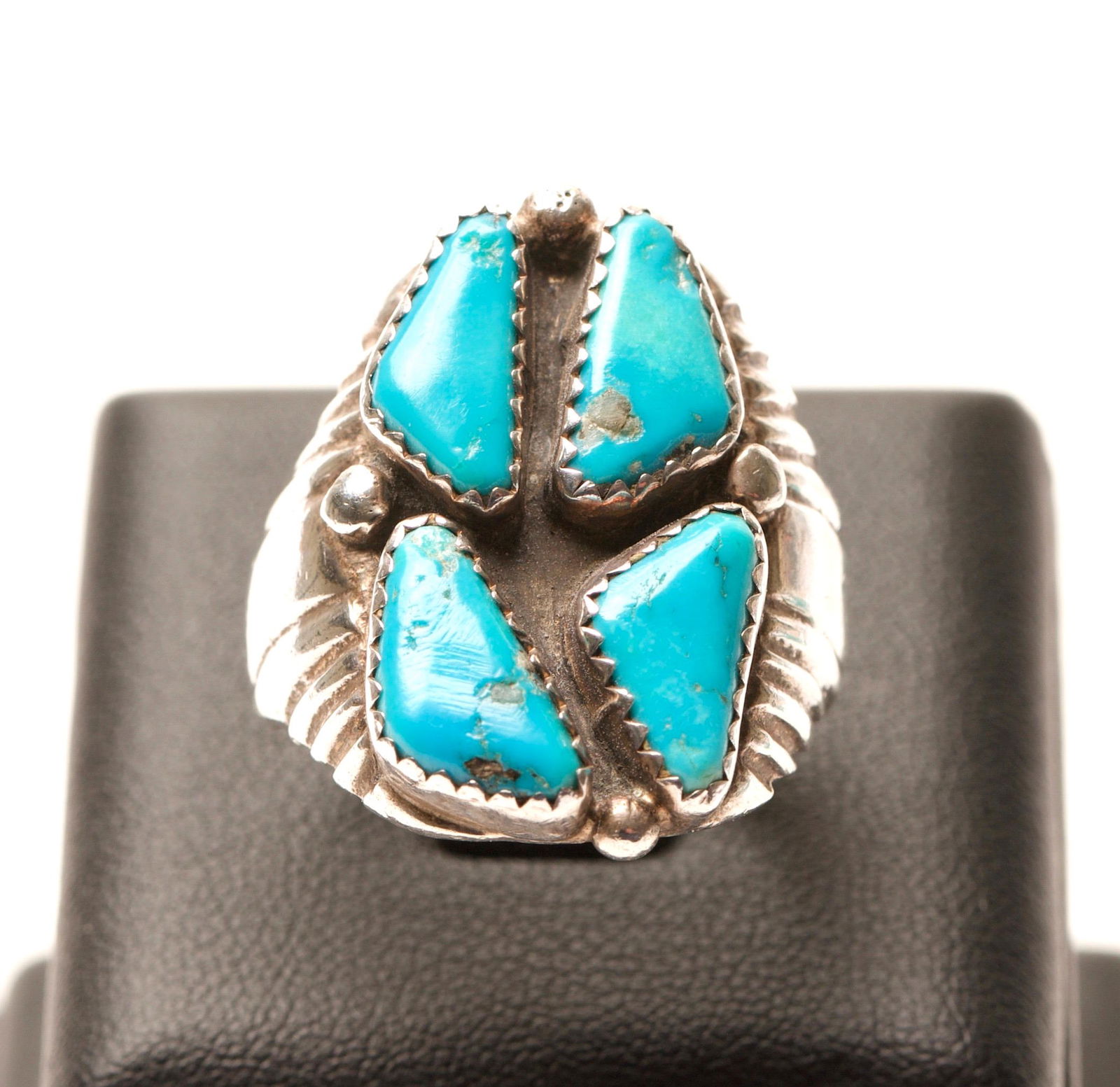 Turquoise & Sterling Silver Native American Ring (1 of 4)