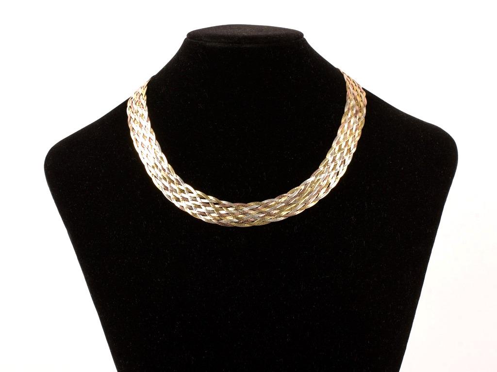 Italian Sterling Silver Necklace: Italian Sterling Silver Necklace Weight 29.7g, Length 46cm Quantity: 1 Condition: Good Dimensions: x 46 x cm Weight: 29.7g Materials: 25879 Item location: NSW, Australia