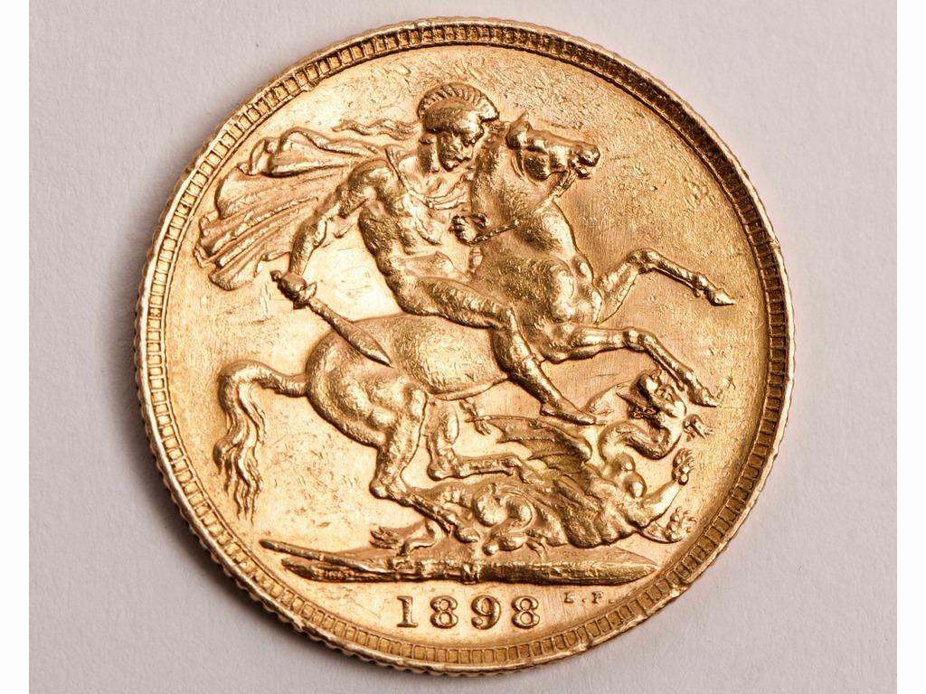 1898 Melbourne Mint 22K Gold Full Sovereign: Victorian Era Full Sovereign issued under Queen Victoria in 1898, Weight 7.98 grams, Gold Purity 7.31 grams Quantity: 1 Condition: Extra Fine Condition Materials: 22k Gold Item location: NSW, Austra