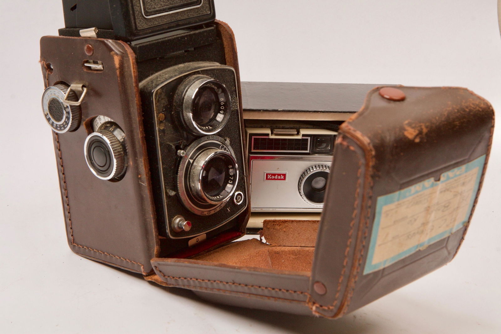 Two Vintage Cameras (1 of 4)