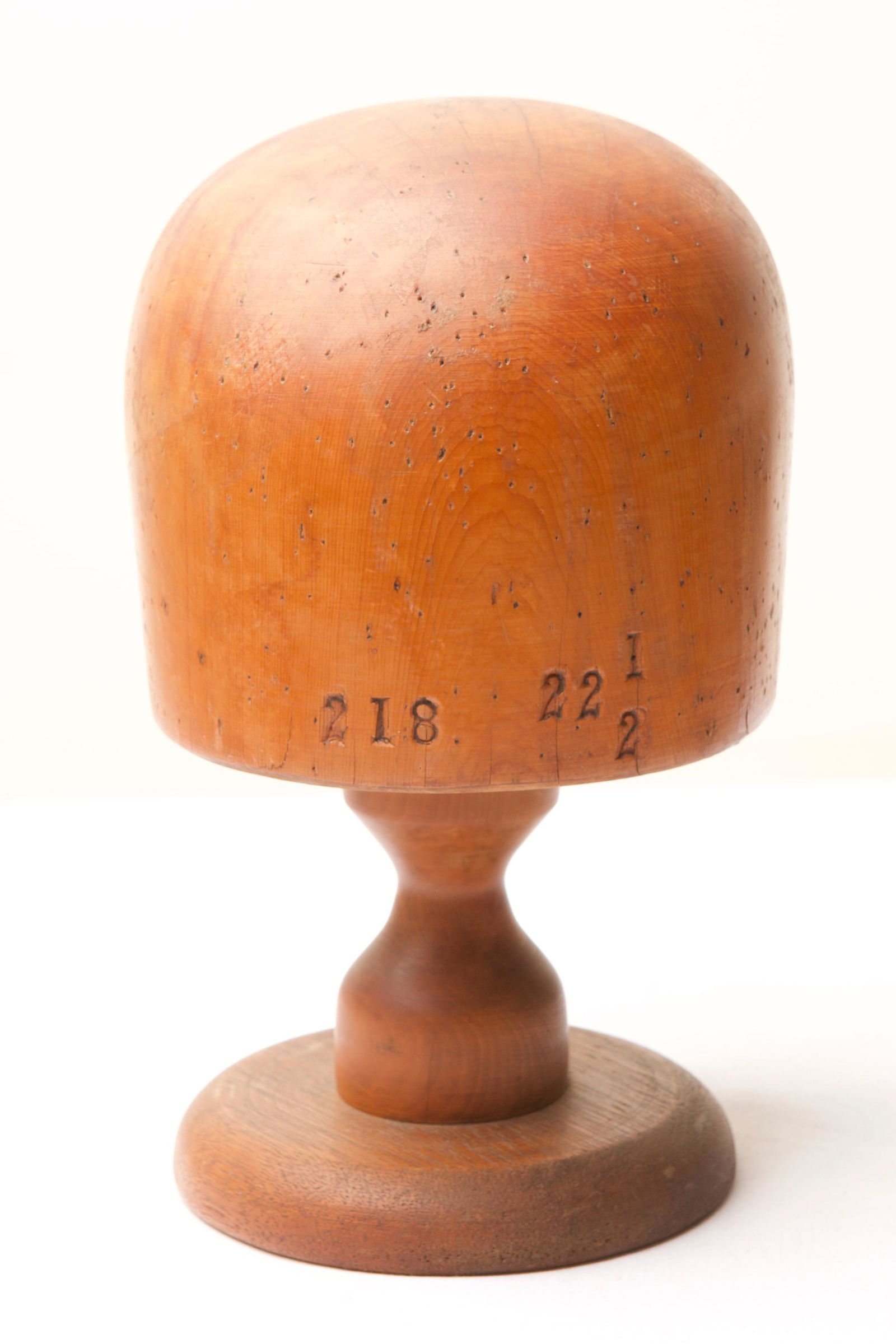 ~Antique Hat Block (1 of 4)