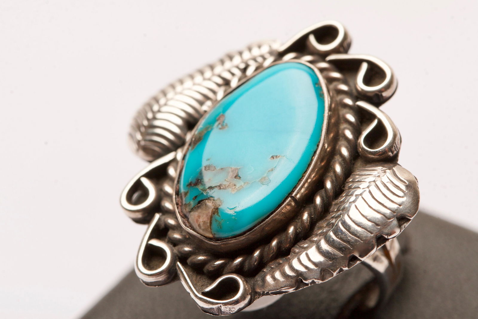 Native American Turquoise & Sterling Silver Ring: Quantity: 1 Condition: Good Weight: 6.3g or approximately 0.22oz Origin: American > North American > Native American Materials: Sterling Silver (.925) | Turquoise Item location: N