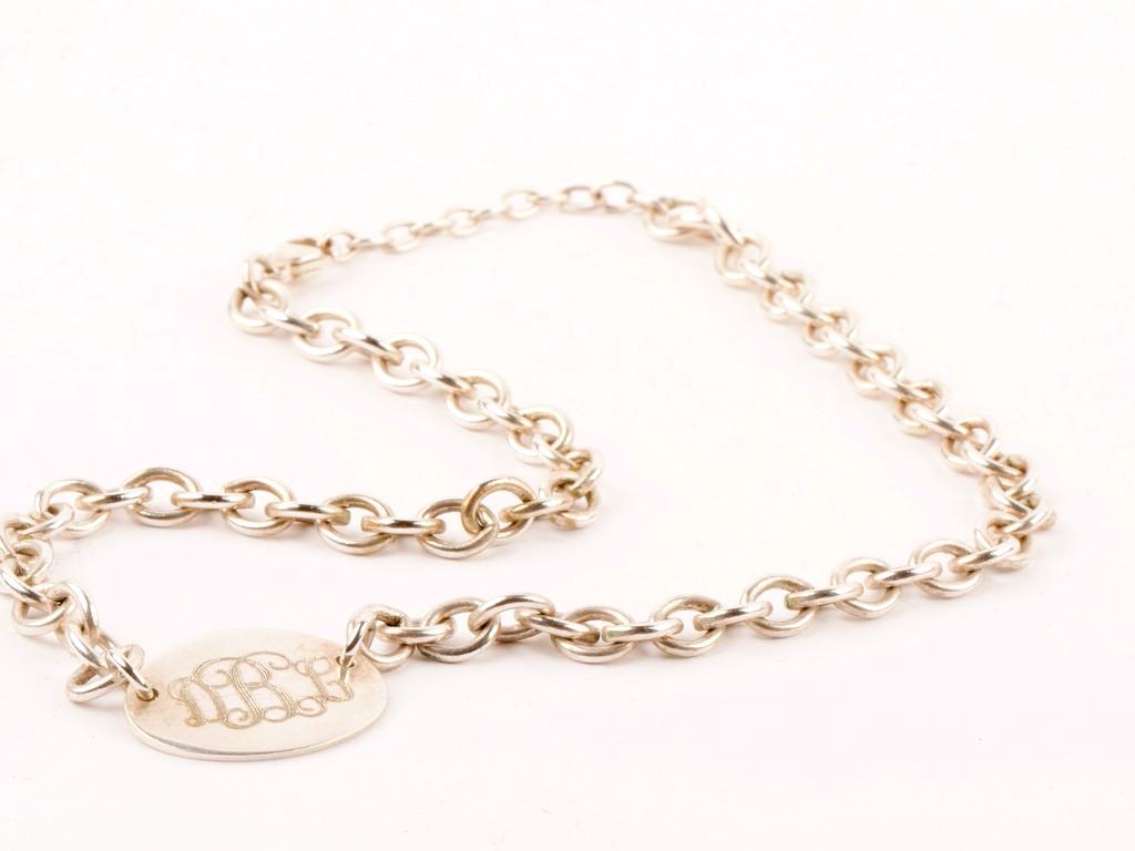 Sterling SILVER Necklace â€“ Makers stamp: Quantity: 1 Condition: Good Length: 45cm or approximately 17.72 inches Weight: 33g or approximately 1.16oz Materials: Sterling Silver (.925) Item location: NSW, Australia Ship