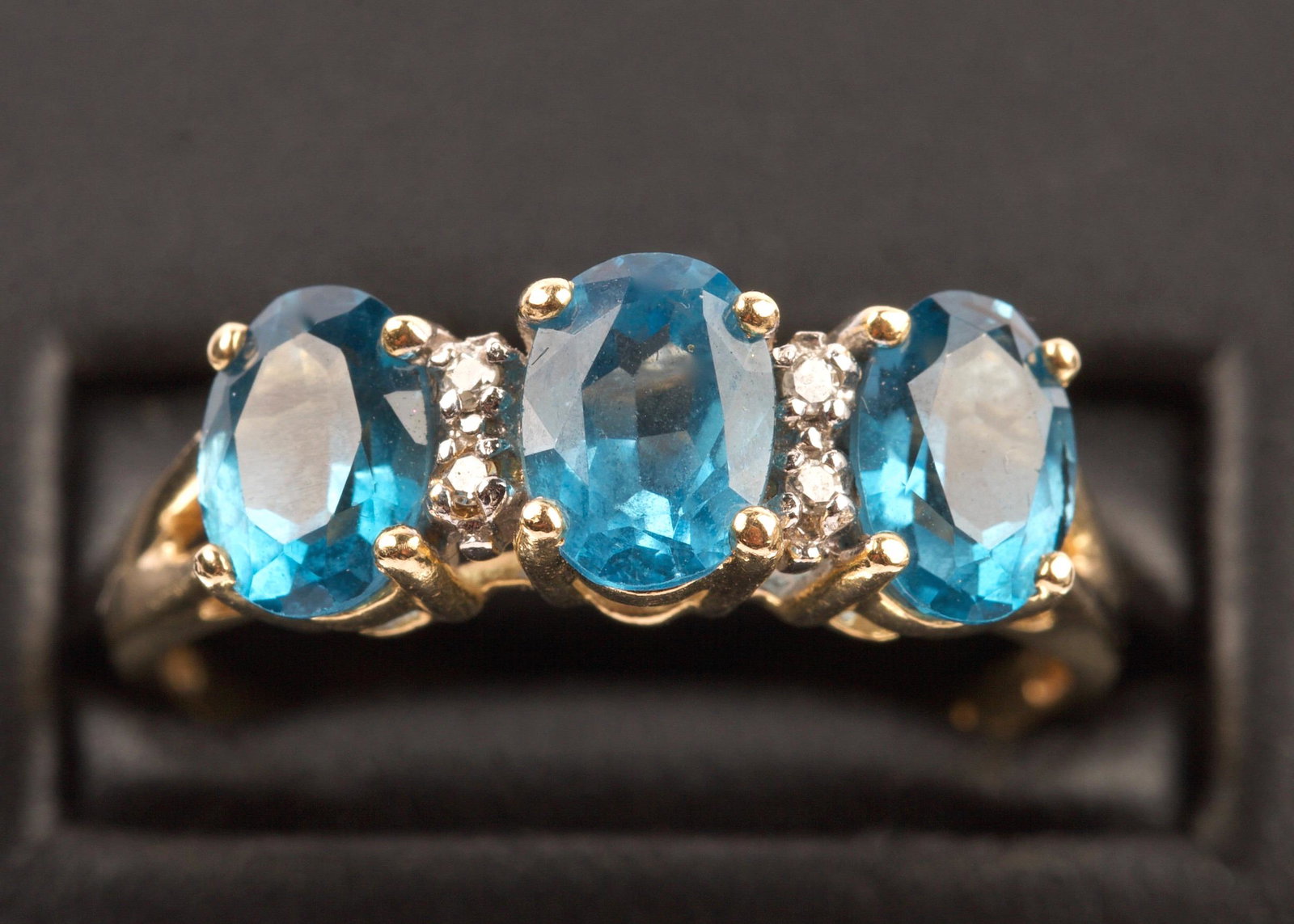 14K GOLD, Blue Topaz and Diamond-Set Ring: Quantity: 1 Condition: Good Weight: 3.7g or approximately 0.13oz Ring Sizing: 9 5/8 (US & Canada) T (UK & Australia 61 1/2 (France & Russia) 19 - 20 (Japan) 19 1/2 (Germany) 21 1/2 (Swiss)