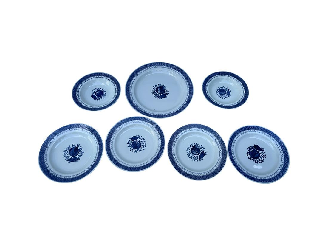 Royal Copenhagen Tranquebar Blue Dinnerware: (4) Dinner Plates: 10in d, (2) Bowls 9in d x 1.5in h, 1 Serving Plate: 13'in d