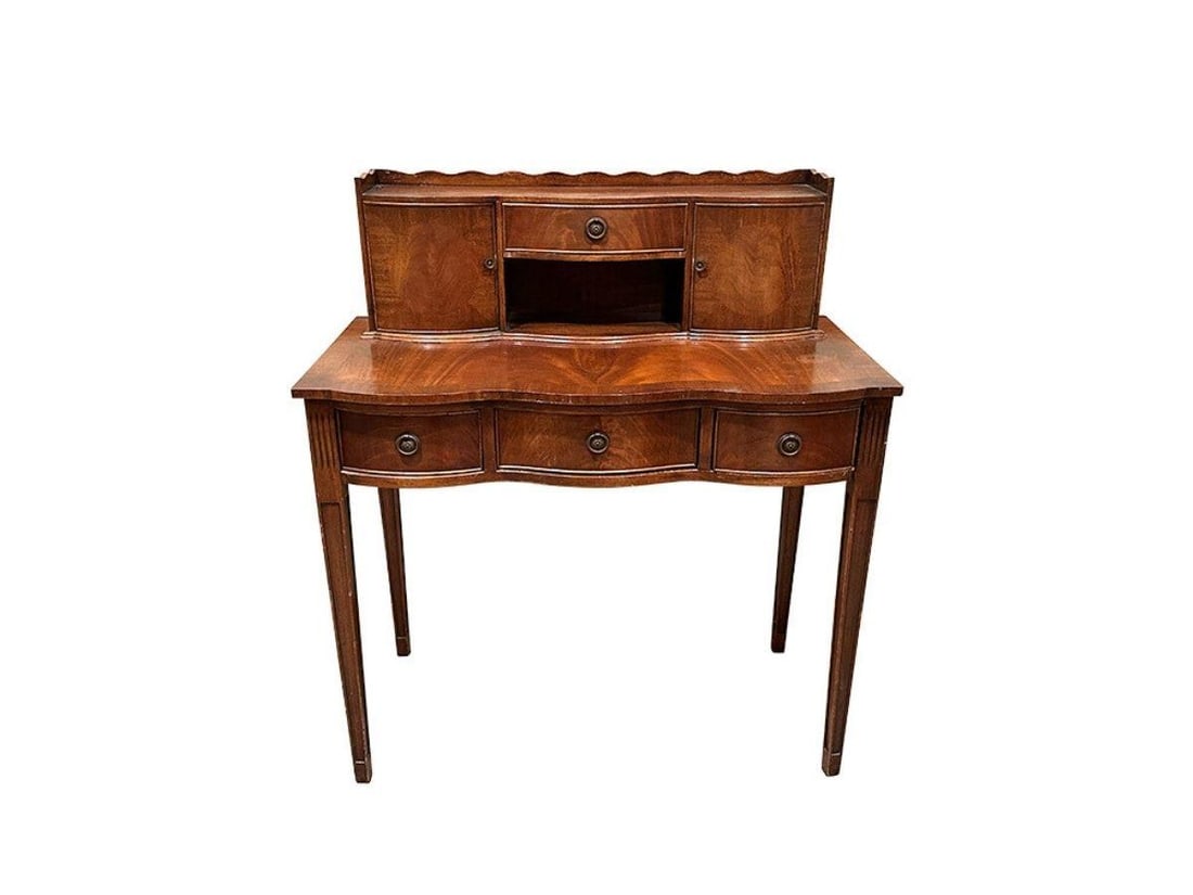 Vintage Mahogany Ladies Writing Desk: 37in w x 18.5in d x 32in h