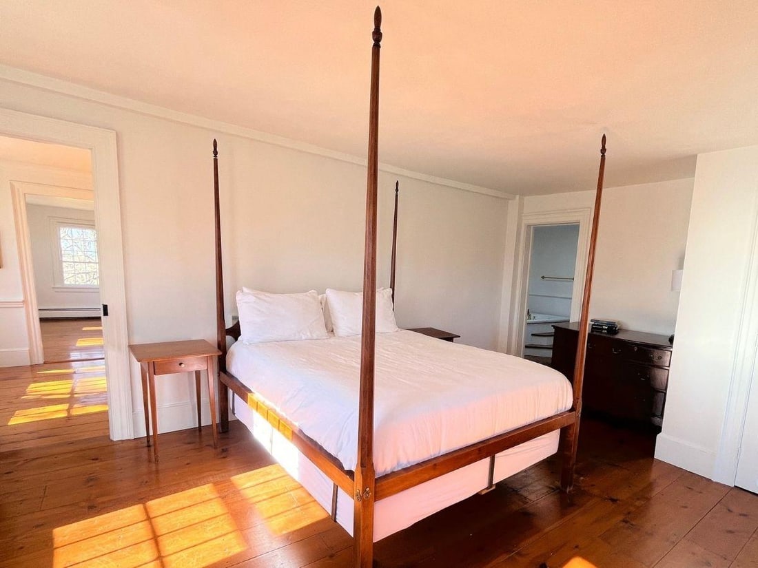 Eldred Wheeler Four Poster Cherry Bed, Queen (1 of 7)