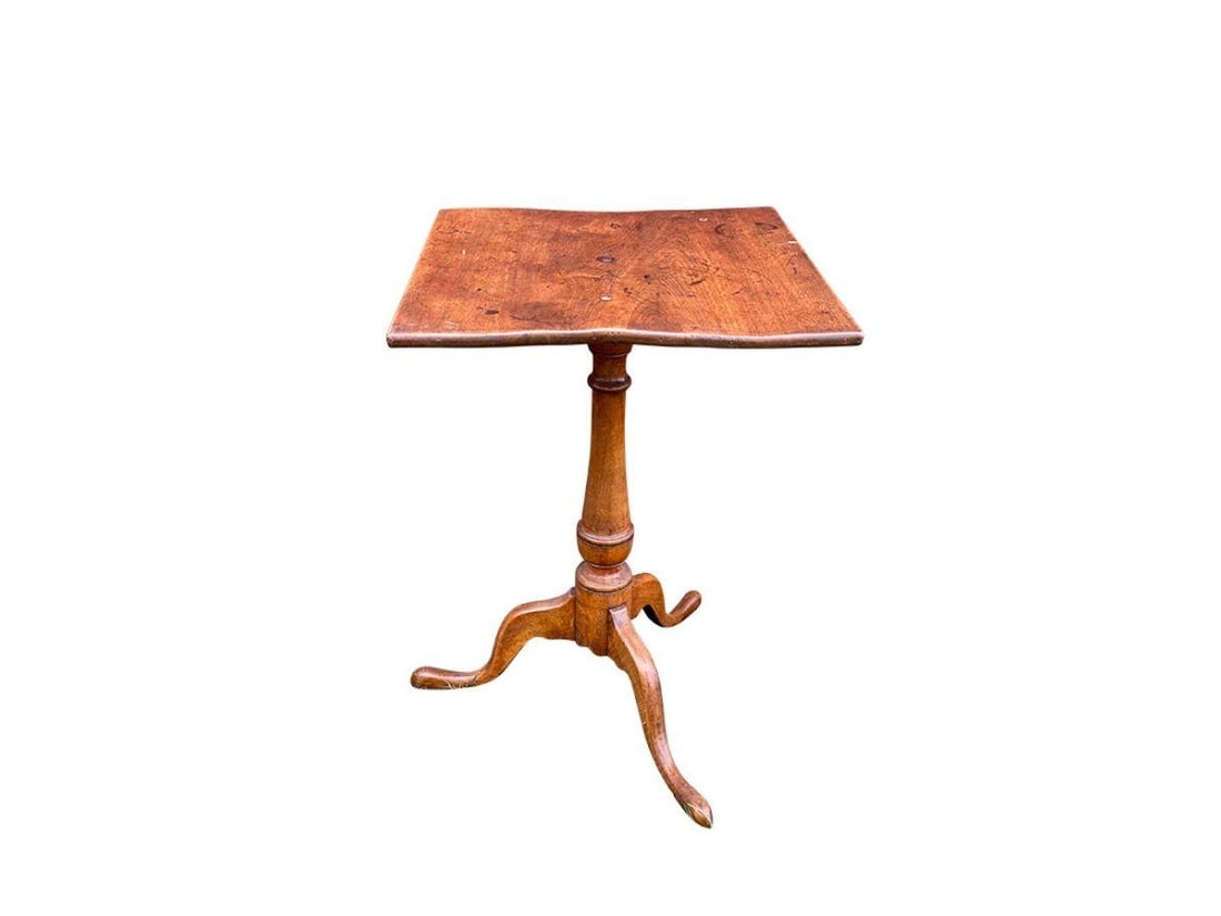 Antique Queen Anne New England Candlestand / End Table (1 of 7)