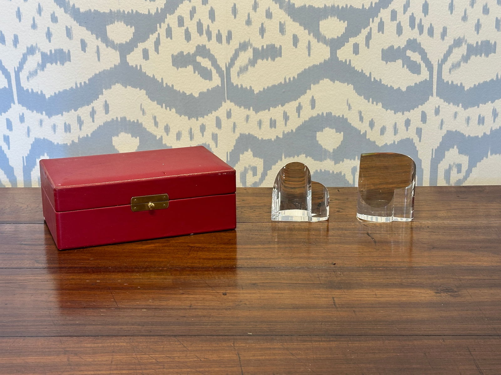 Steuben Hearts Glass Paperweight, Signed (1 of 6)