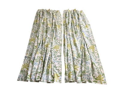 Jane Churchill English Calder Window Panels, Pair: 38 in. wx 88 in. l. Cotton lined with small check taffeta, see photos. PLEASE READ BEFORE PLACING A BID: Pickup for this auction will take place at a private residence in Rye, NY on Friday, July 25th,