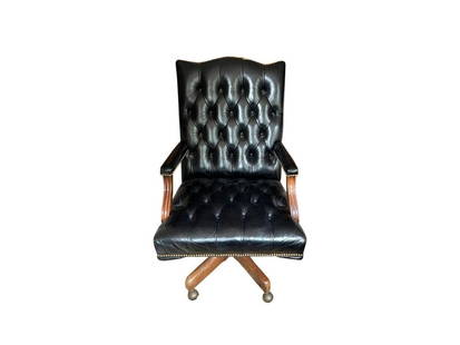 Southwood for Hickory Leather Office Chair: 26 in. w x 30 in. d x 42 in. h, Seat height: 20 in. Arm height: 27 in. Noticeable wear to leather and wood base, see photos. PLEASE READ BEFORE PLACING A BID: Pickup for this auction will take place a
