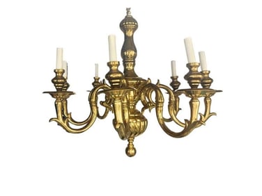 Traditional 8-Arm Chandelier