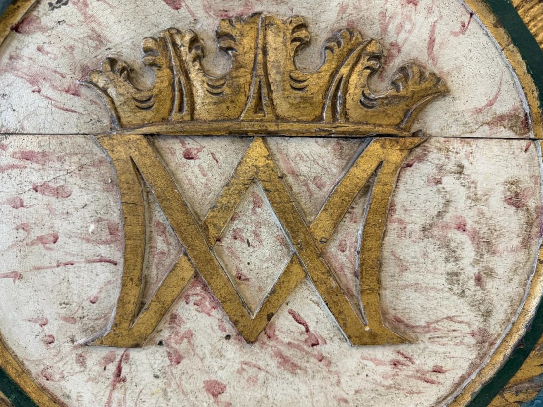 Antique Gilded Crown Panel - 4